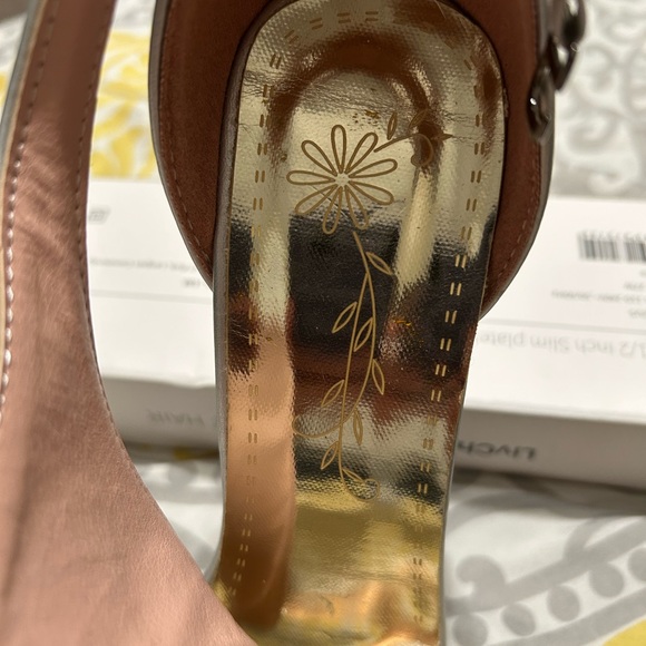 Elegant Silver High Heel Sandals size 11 - Picture 5 of 6